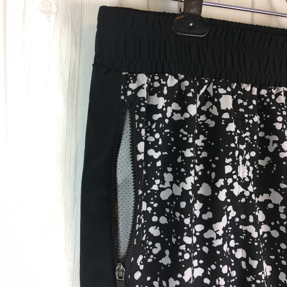 Fabletics Lightweight Joggers Track Pants XL - Picture 3 of 11